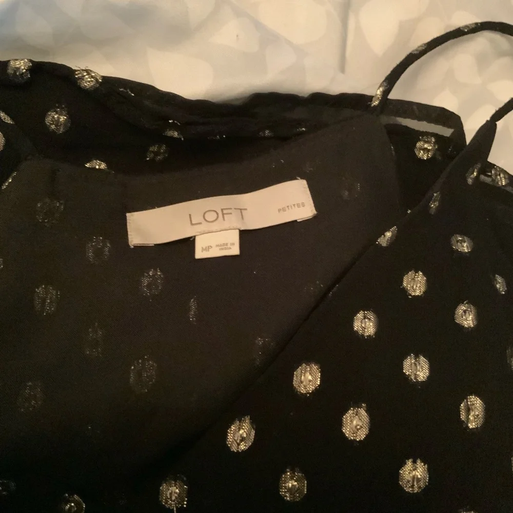 NWOT LOFT Size Medium Petite Black Camisole Tank Top Gold Shimmer Polka Dots